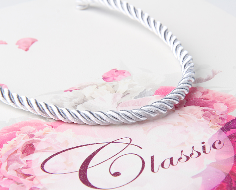 衣服紙袋訂做的紙袋廠家就找廣州駿業包裝 衣服紙袋訂做的紙袋廠家就找廣州駿業包裝