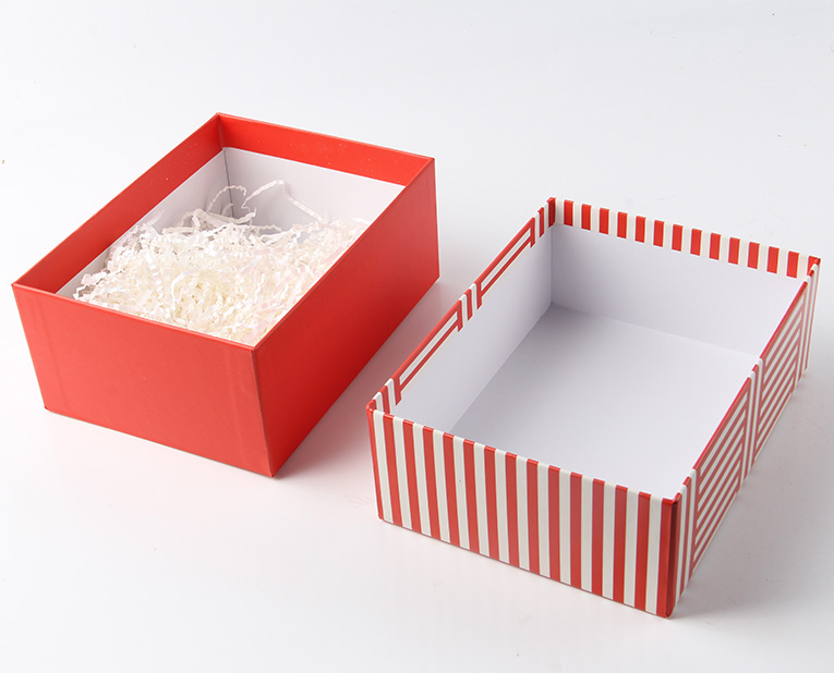 內衣包裝訂做時紙張壓痕和線痕的組成因素 內衣包裝訂做時紙張壓痕和線痕的組成因素