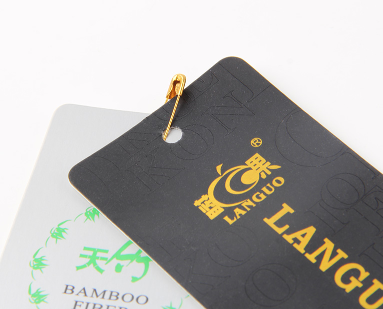 廣州吊牌定做為何這么喜歡整體增減壓來調整燙金壓力? 廣州吊牌定做為何這么喜歡整體增減壓來調整燙金壓力?