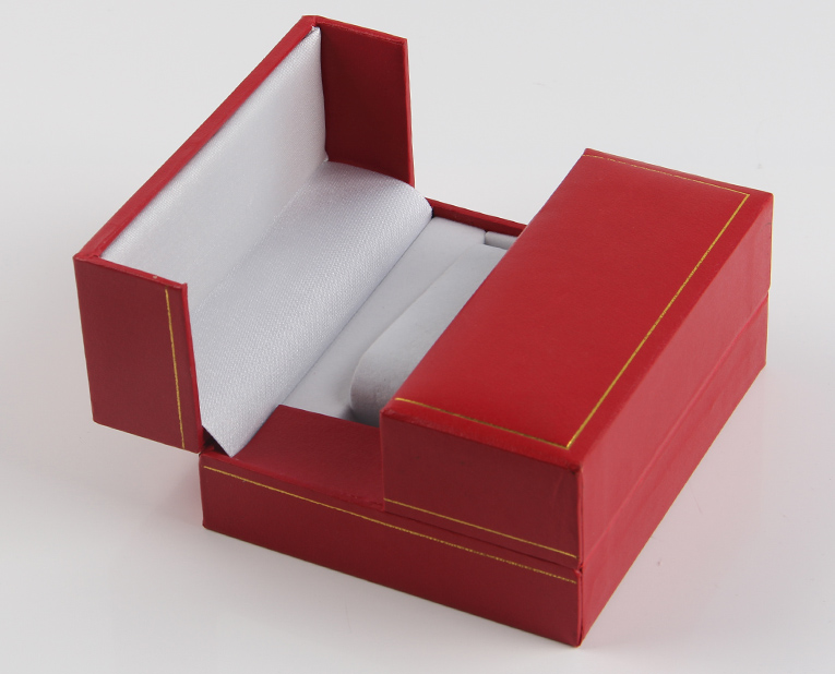 你的盒子油墨脫粉？看看手表包裝盒生產廠家是怎么解決的吧