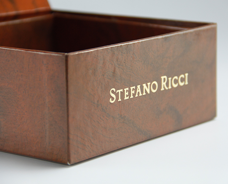 擔心定制的手環盒不能如期,被色帶不齊拖累?廠家需要這樣做! 擔心定制的手環盒不能如期,被色帶不齊拖累?廠家需要這樣做!