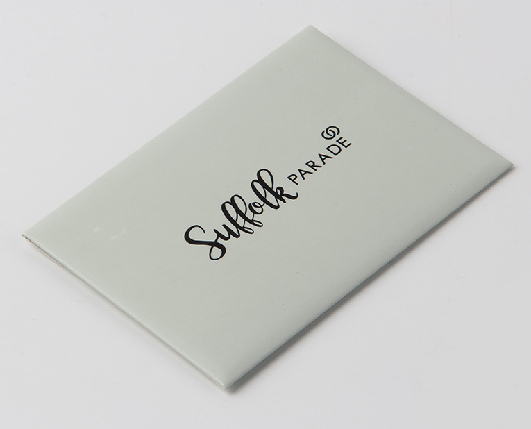 褲子的吊牌定做如果選擇合版印刷,記得考慮1個因素 褲子的吊牌定做如果選擇合版印刷,記得考慮1個因素