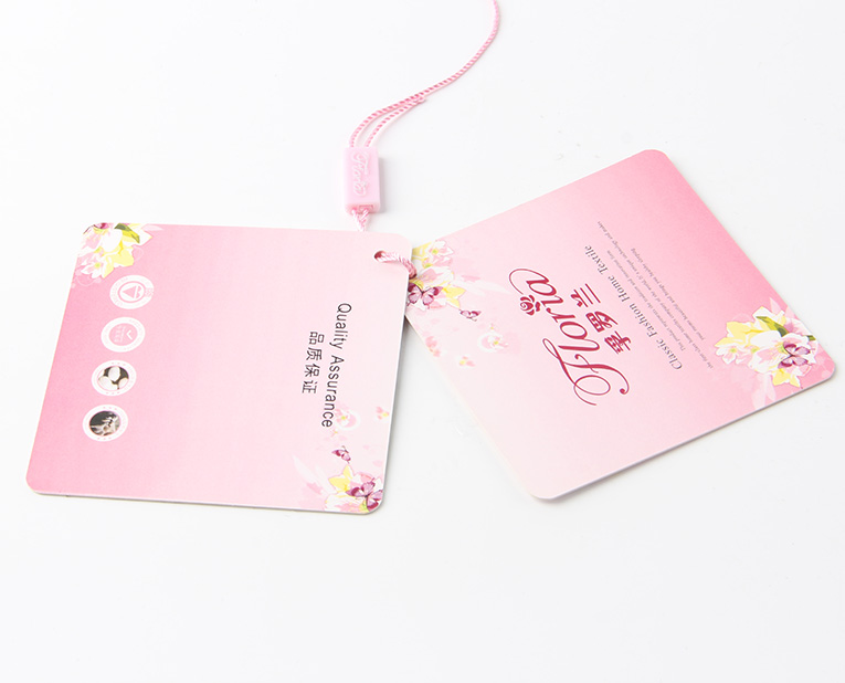 做內衣吊牌的年輕師傅給制造商帶來訂制麻煩(上) 做內衣吊牌的年輕師傅給制造商帶來訂制麻煩(上)