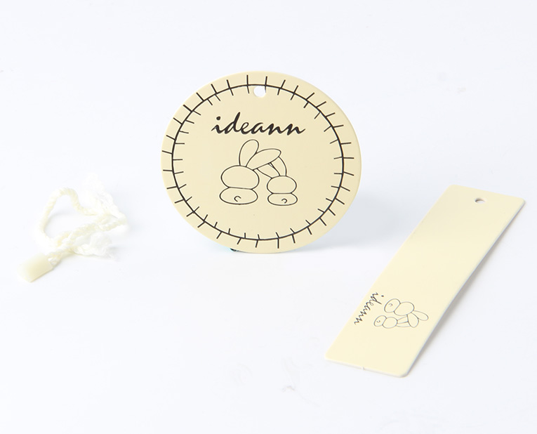 做內(nèi)衣吊牌的年輕師傅給制造商帶來訂制麻煩(下) 做內(nèi)衣吊牌的年輕師傅給制造商帶來訂制麻煩(下)