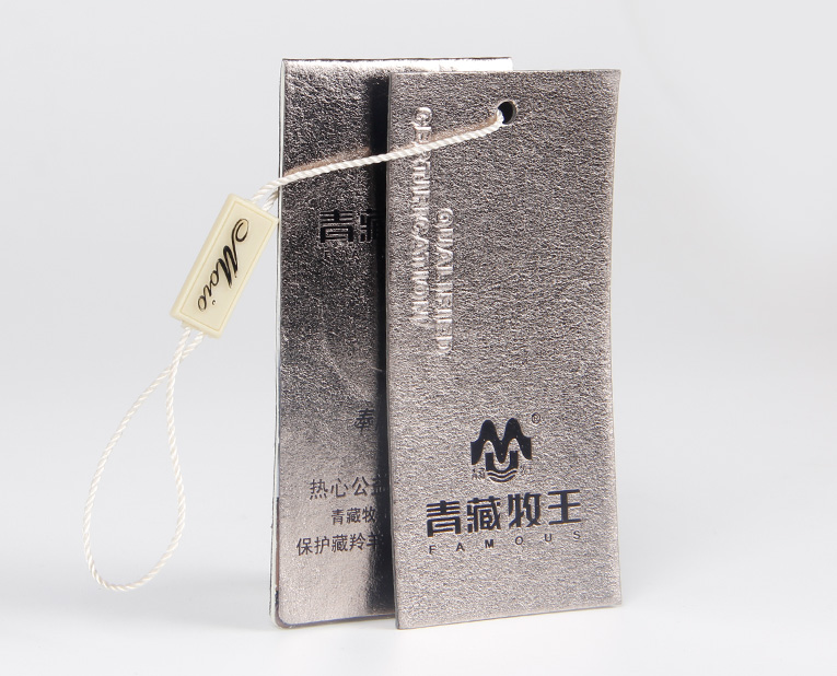 服裝吊牌主要的生產(chǎn)污染是什么?制造商來(lái)告訴你 服裝吊牌主要的生產(chǎn)污染是什么?制造商來(lái)告訴你