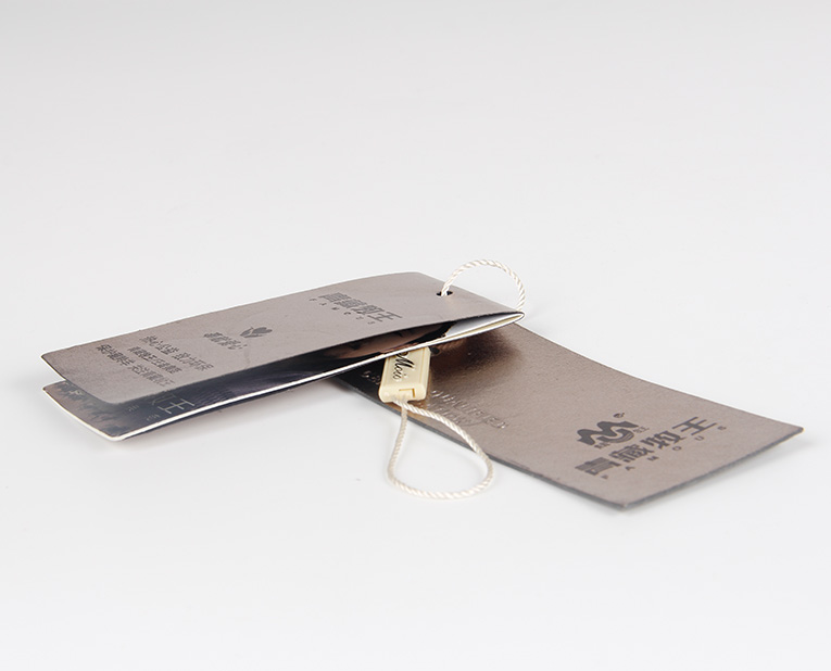 服裝吊牌主要的生產(chǎn)污染是什么?制造商來(lái)告訴你 服裝吊牌主要的生產(chǎn)污染是什么?制造商來(lái)告訴你