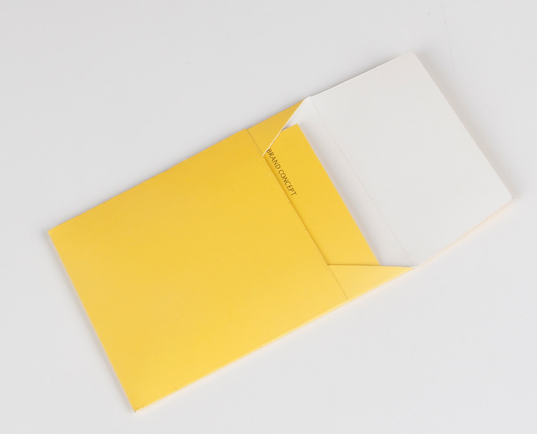 大批量的吊牌顏色迥異?探究衣服紙牌廠意味深長(zhǎng)的秘密 大批量的吊牌顏色迥異?探究衣服紙牌廠意味深長(zhǎng)的秘密