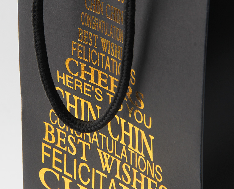 皮具禮品袋定做的質量，其實能由&ldquo;啞巴&rdquo;傳遞出來