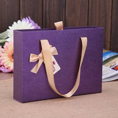 2018不知道手拎紙袋定做什么顏色,不防考慮霸氣十足的紫色! 2018不知道手拎紙袋定做什么顏色,不防考慮霸氣十足的紫色!