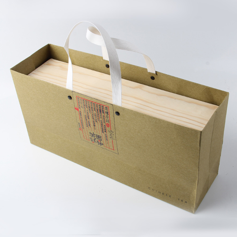 2種茶葉紙袋設計有效但平凡，第3種必須慎用