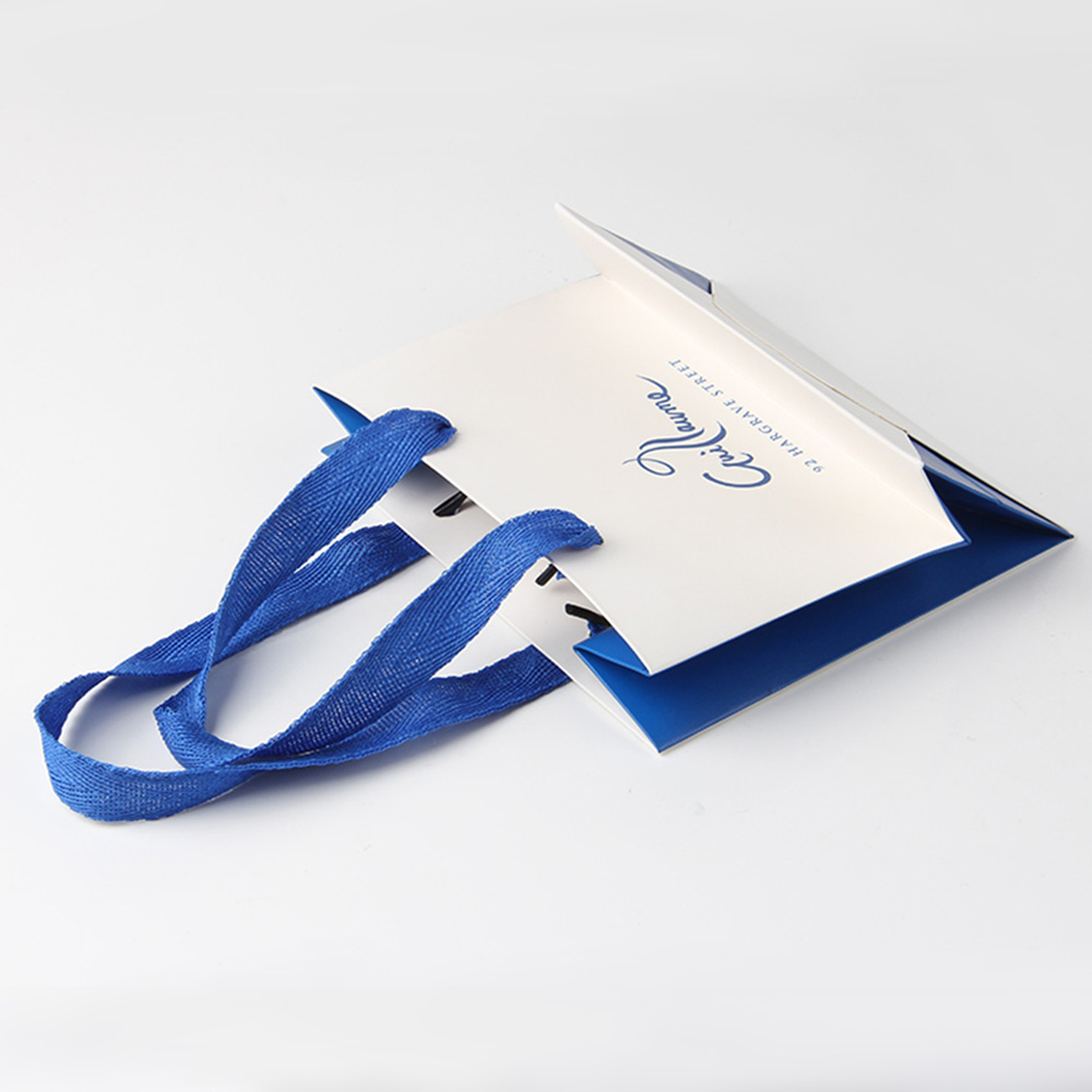 耳機(jī)手提袋廠家被這3點(diǎn)限制住了大型號(hào)尺寸 耳機(jī)手提袋廠家被這3點(diǎn)限制住了大型號(hào)尺寸