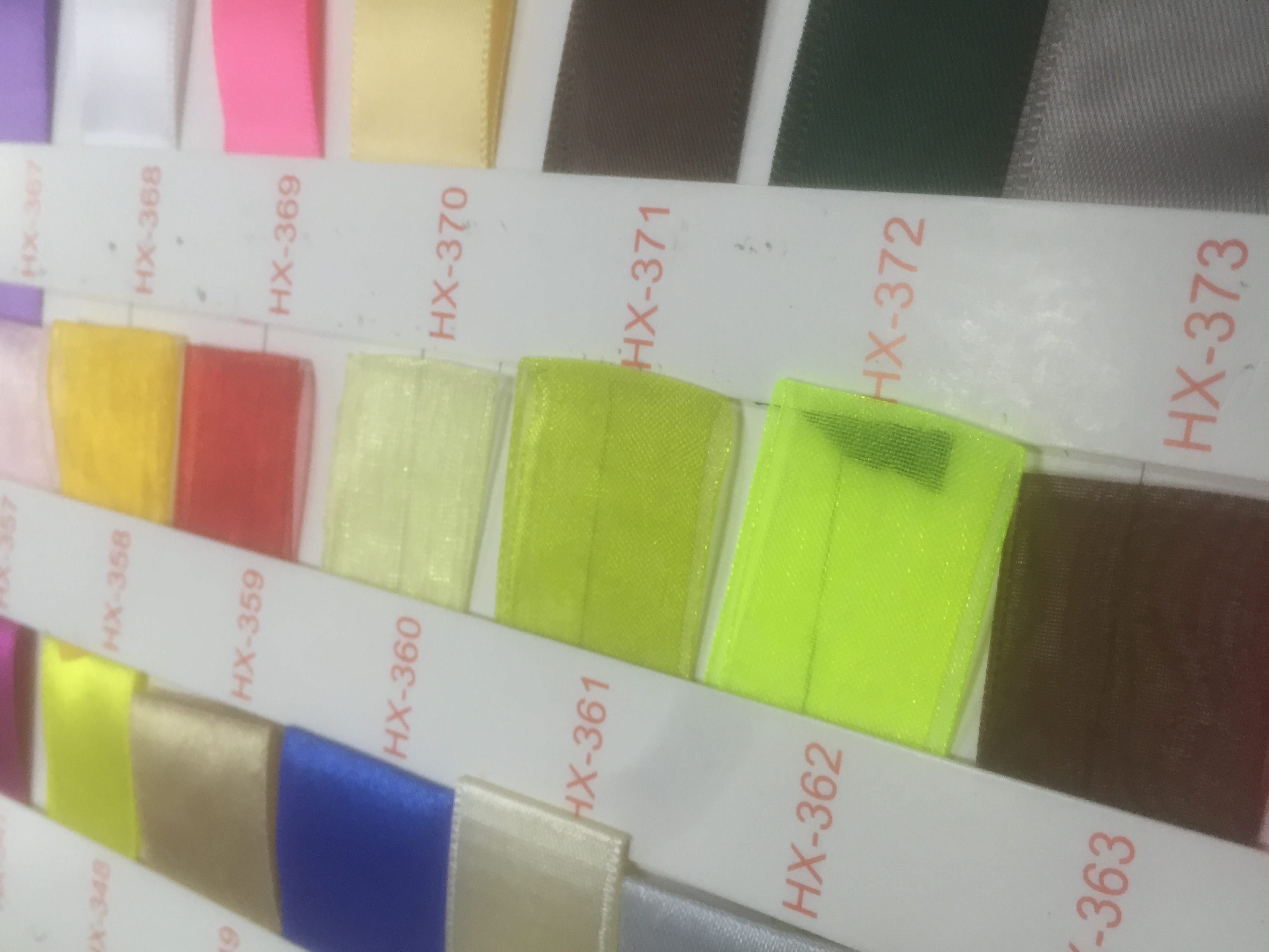 香水盒工廠建議多使用這3款抽屜盒緞帶 香水盒工廠建議多使用這3款抽屜盒緞帶