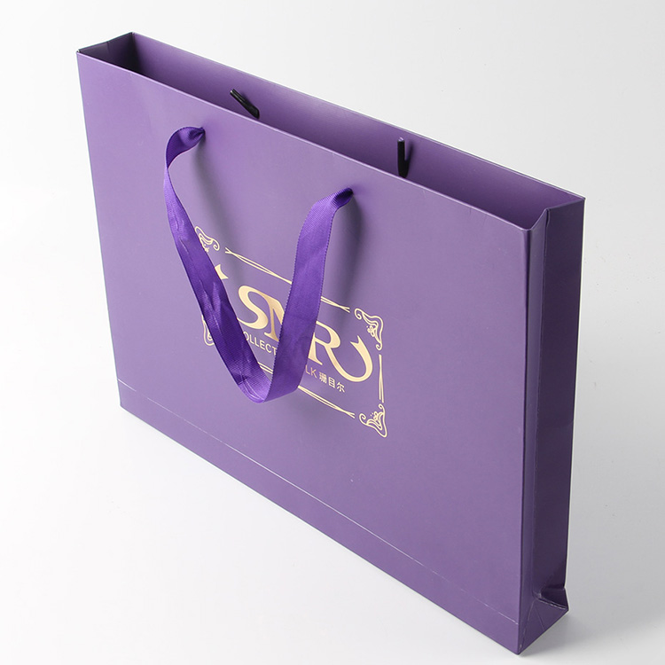 香水的禮品袋如果做超窄的訂制款式,千萬要注意這個細(xì)節(jié) 香水的禮品袋如果做超窄的訂制款式,千萬要注意這個細(xì)節(jié)