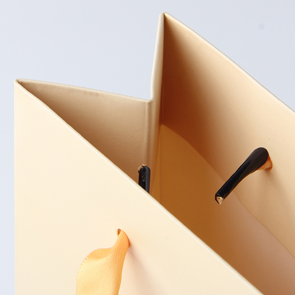 為什么在西歐地區沒有本土的襯衫禮品袋廠 為什么在西歐地區沒有本土的襯衫禮品袋廠