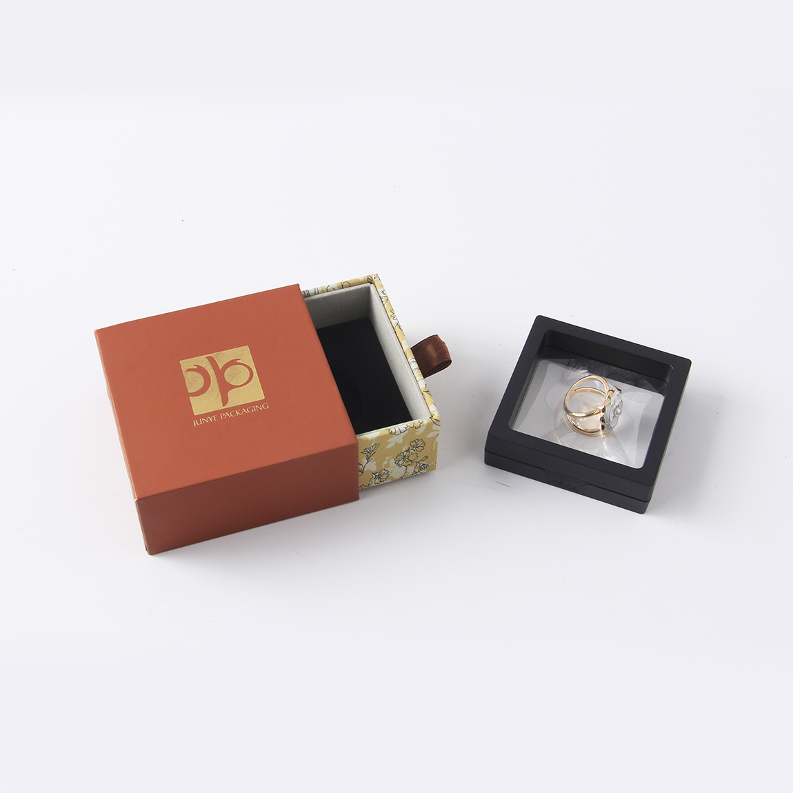 珠寶包裝盒內托的價值與作用 珠寶包裝盒內托的價值與作用