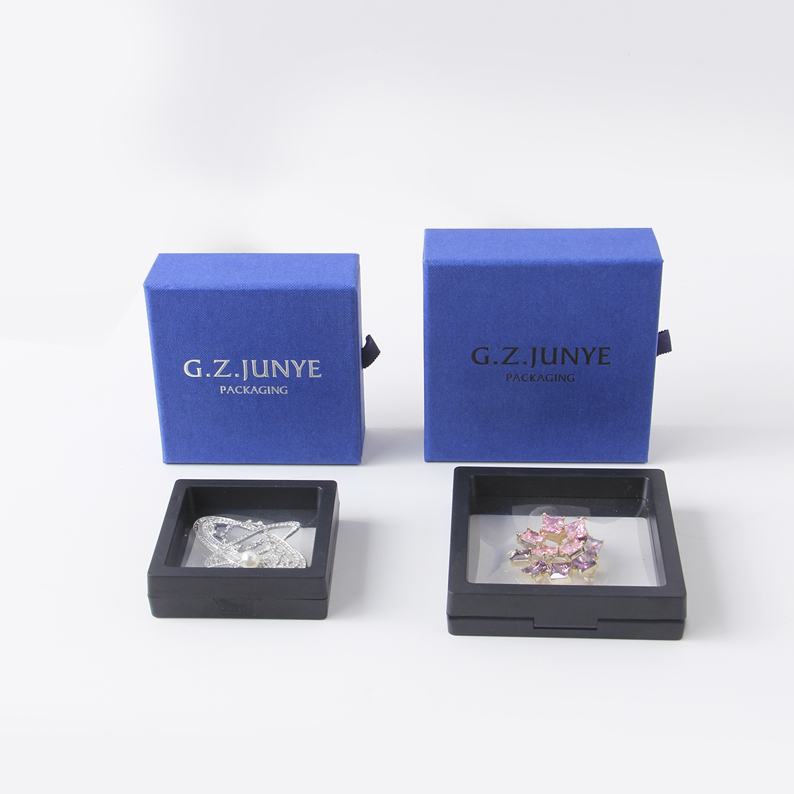 紙質珠寶包裝盒會有哪些生產上的細節需要注意? 紙質珠寶包裝盒會有哪些生產上的細節需要注意?